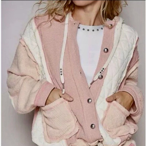 POL Jackets & Blazers - 💕POL Mixed Fabric Quilted Button Jacket💕